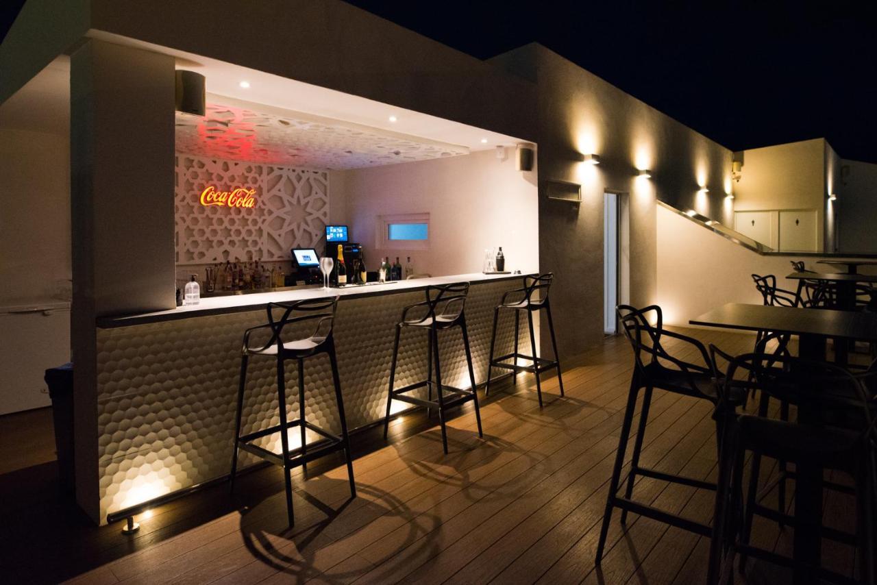Daos Suites & Terrace Марбелья Экстерьер фото