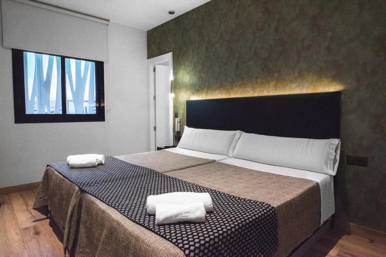 Daos Suites & Terrace Марбелья Экстерьер фото