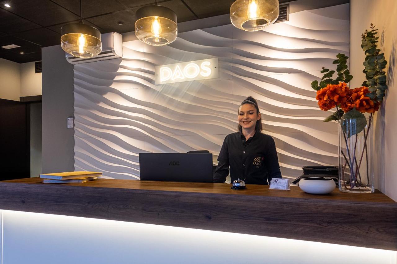 Daos Suites & Terrace Марбелья Экстерьер фото