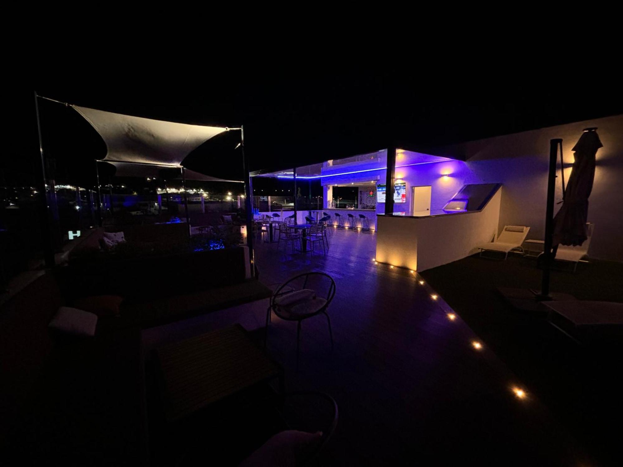 Daos Suites & Terrace Марбелья Экстерьер фото