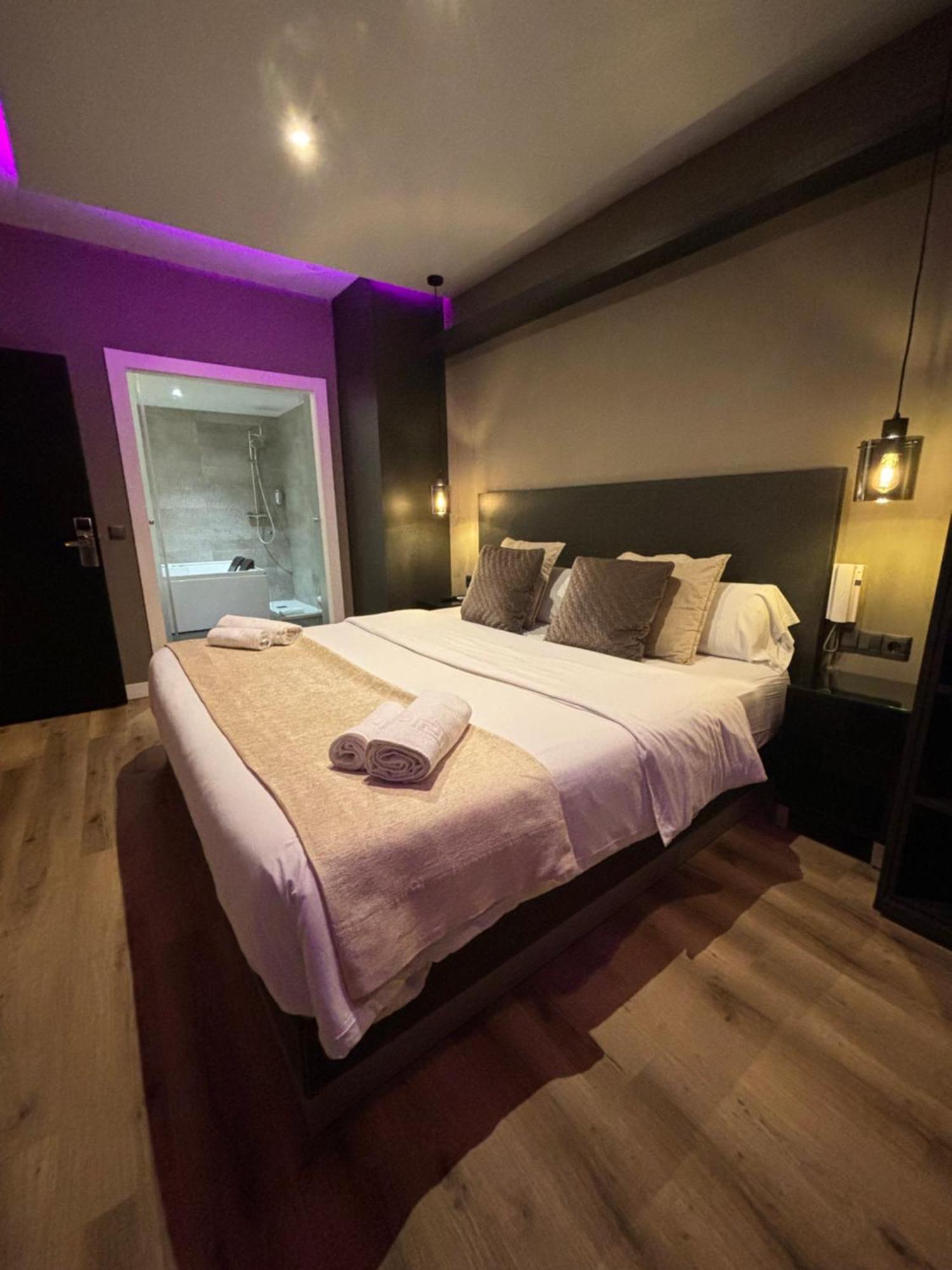 Daos Suites & Terrace Марбелья Экстерьер фото